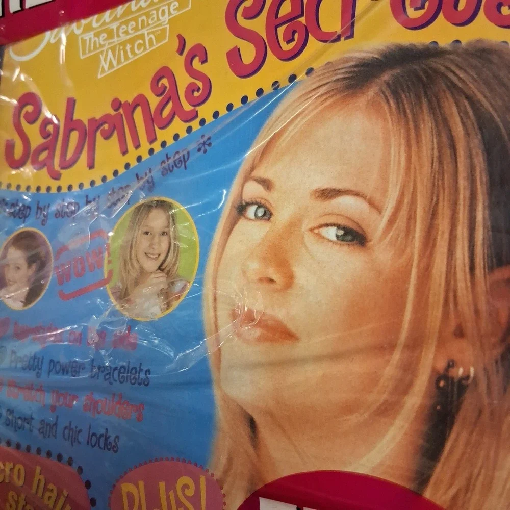 Sabrina's Secrets The Teenage Witch Sealed RARE HTF Magazine Tray Stars Hair...